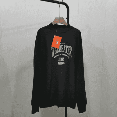 Erkekler üçin switer.