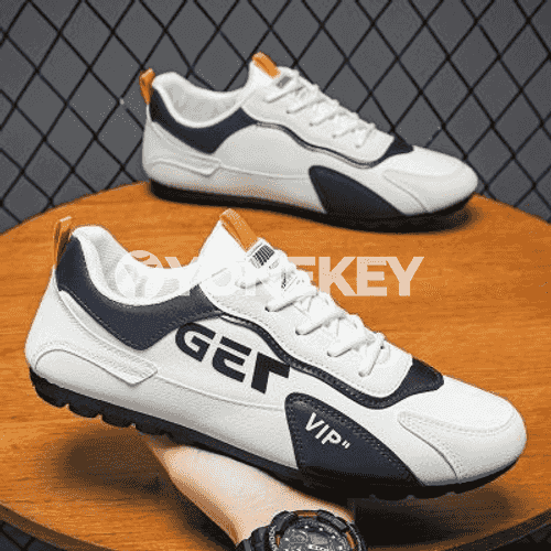 Erkekler üçin niýetlenen sport aýakgap