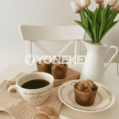 Keramika bokal we tarelka