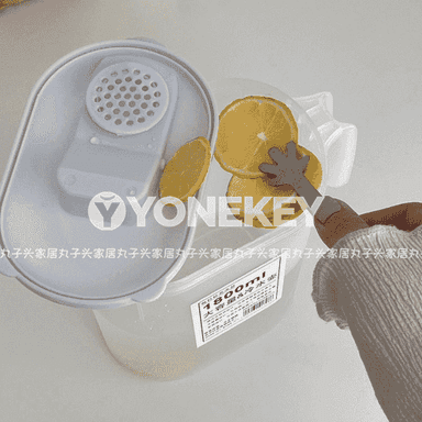 Plastik suw guýulýan grafin 