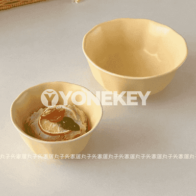 Koreý stilindäki tabaklar 