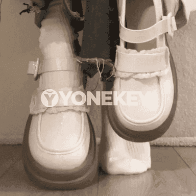 Gyzlar üçin oxford aýakgaplary.