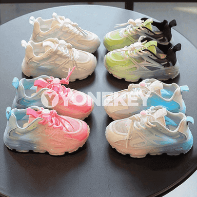  Gyzjagazlarymyzyň ýenil sport aýakgaplary.