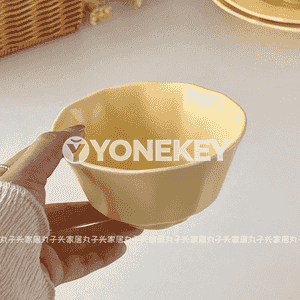 Koreý stilindäki tabaklar 