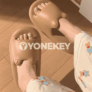 Zenanlaryň pişik şekiljikli şypbyklary