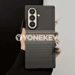 Samsung Z Fold7 modelli telefonlar üçin ajaýyp dizaýnly owadan çehollar.