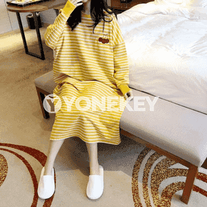 Gyzlar üçin gijeki geýilýän eşik.