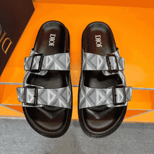 Erkekler üçin slansy (сланцы) şypbyklar.