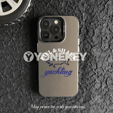 iPhone modelli telefonlar üçin ajaýyp dizaýnly çehollar.