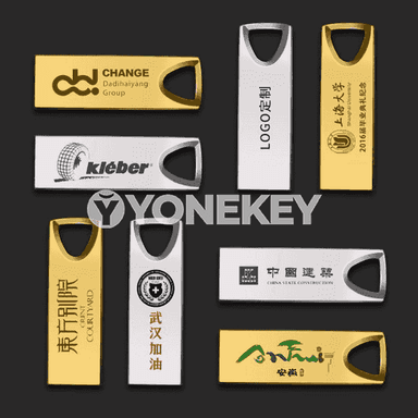 USB metal fleşka.