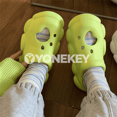Erkekler üçin öňi ýapyk şypbyklar