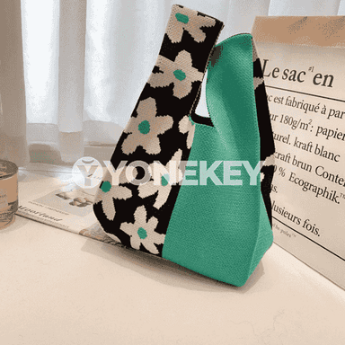 Aýal-gyzlar üçin trikota bag sumkalary