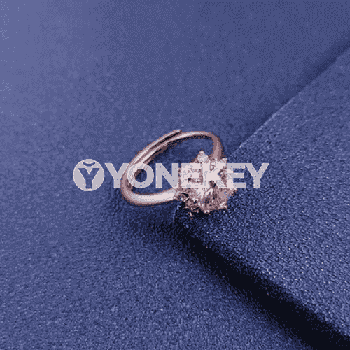 Zenanlar üçin Xuping ýüzük.