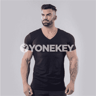 Erkekler üçin sport futbolka