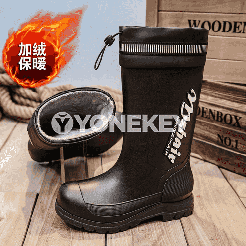 Erkekler üçin niýetlenen gyş ädik