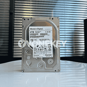 Western Digital gaty diski.