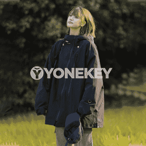 Gyzlar üçin niýetlenen penjek