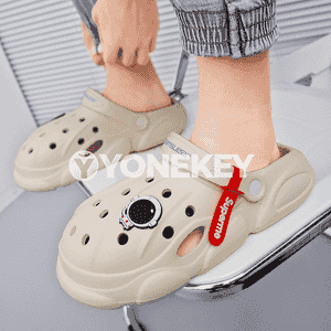 Oglanlar üçin öňi ýapyk şypbyklar