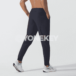 Erkekler üçin niýetlenilen sport balak.