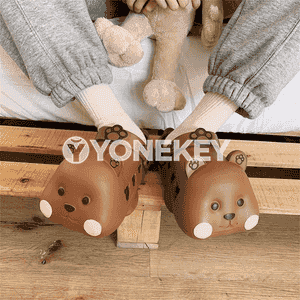 Zenanlar üçin niýetlenen öňi ýapyk şypbyklar