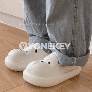 Gyzjagazlaryň içi sütükli gyş köwüşleri.