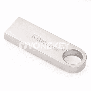 USB metal fleşka.