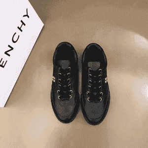 GIVENCHY brendli krasowka