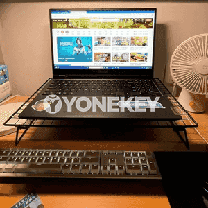 Notebook üçin goýulýan setka stol